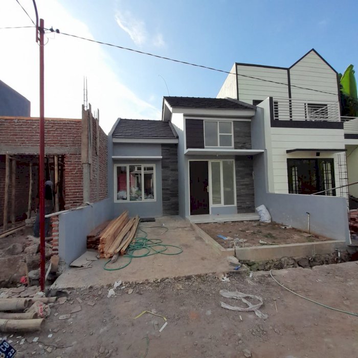 Rumah Dekat Taman Dayu Pandaan Pasuruan