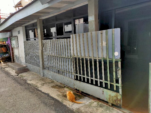 Rumah second murah luas dihalim Jakarta Timur