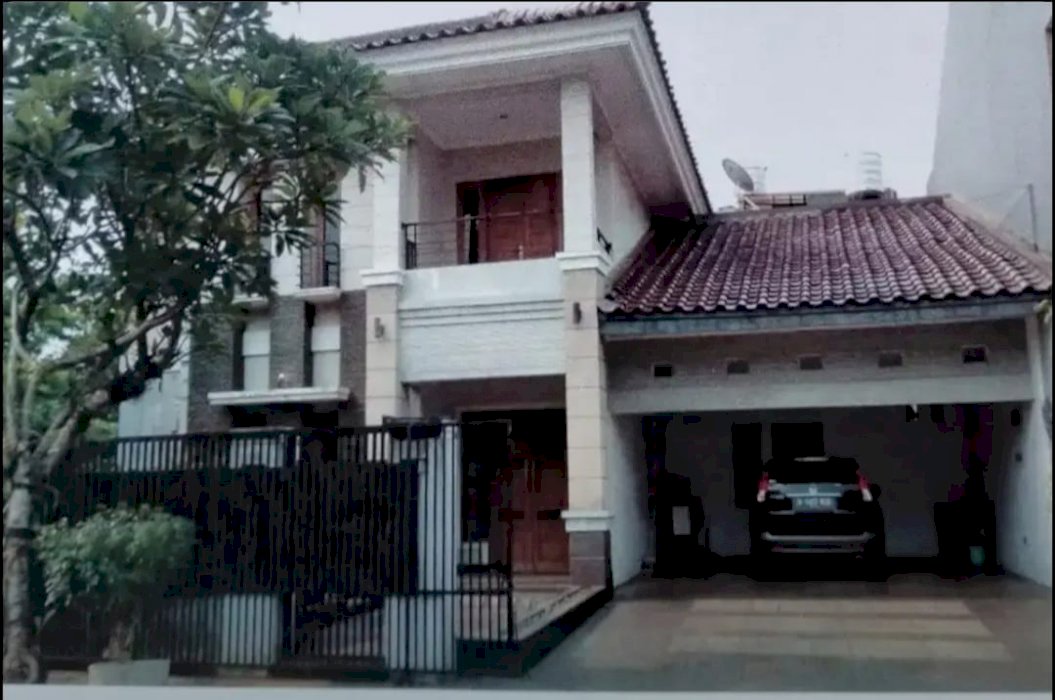DIJUAL RUMAH LUAS NYAMAN DAN STRATEGIS DI BSD CITY