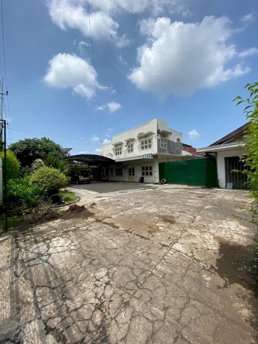 Ruang Usaha Disewakan di Dinoyo Malang GMK00106