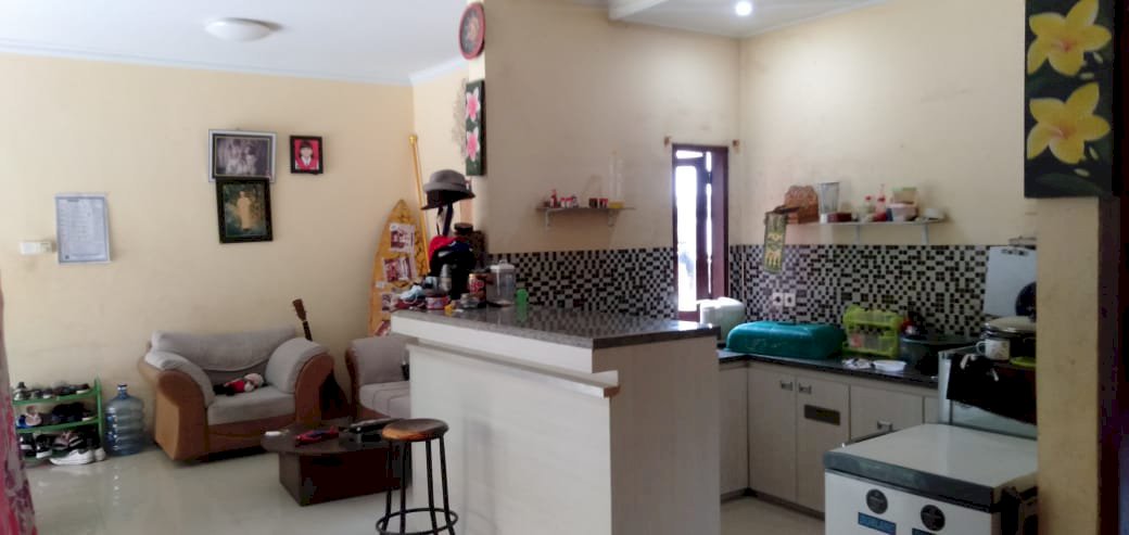 Rumah steal bali minimalis