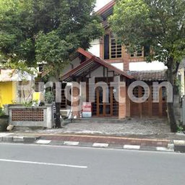 RUMAH MEWAH HARGA CORONA