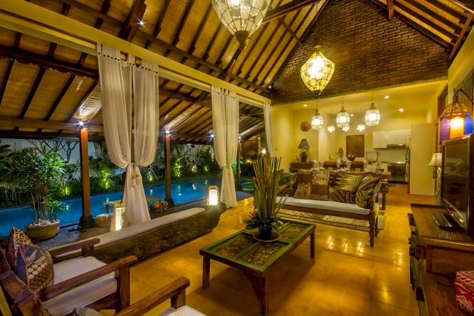 Villa rumah joglo PRERENAN canggu Bali Indonesia