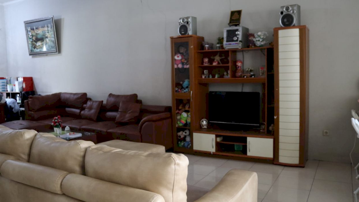 DIJUAL*  Rumah siap huni di Komplek   *KINAGARA REGENCY*  Buah Batu