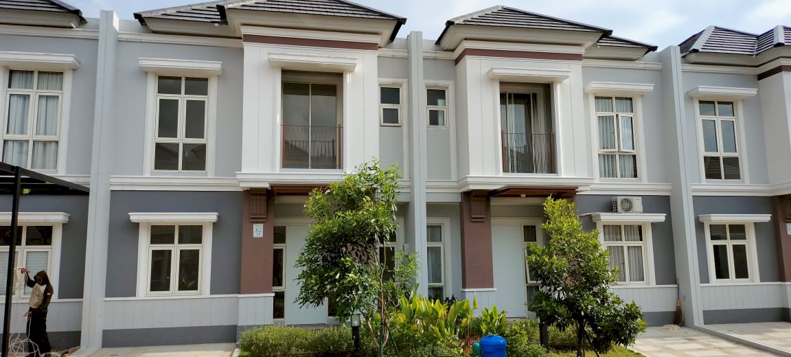 DIJUAL RUMAH BARU di CLUSTER VISANA KAWASAN THE SAVIA  BSD CITY