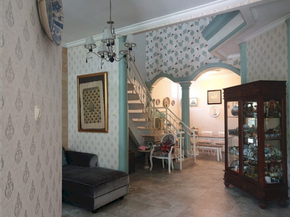 Rumah Seken 2 Lantai di Bukit Cimanggu City Kota Bogor