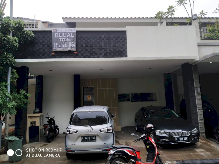 DIJUAL RUMAH BAGUS DI KEBAYORAN VILLAGE BINTARO SEK 9
