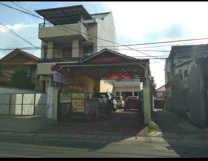 DIJUAL RUMAH PINGGIR JALAN DIREMPOA DEPAN BUKIT MAS CIPUTAT TIMUR TANGSEL