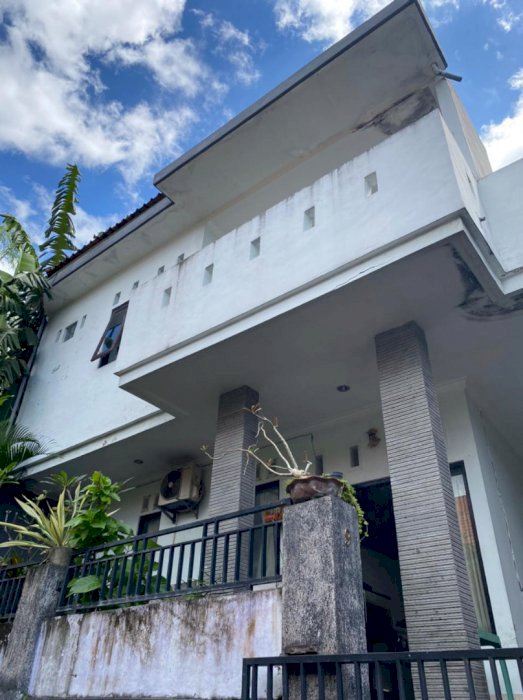 LANTAI 2 DEKAT SPBU DALUNG PERMAI KUTA UTARA