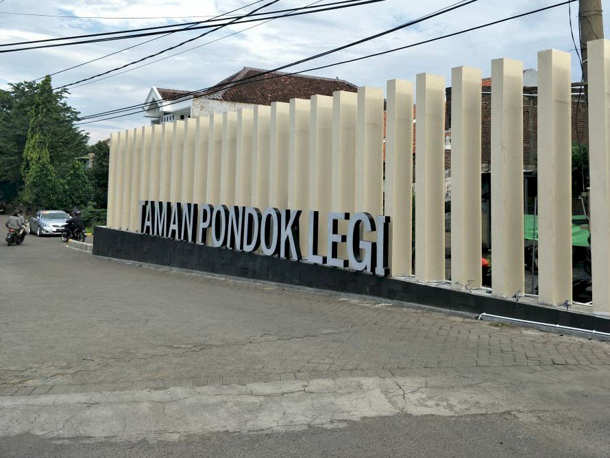Rumah IDAMAN Di TAMAN PONDOK LEGI.. STRATEGIS (UNIT READY STOK)