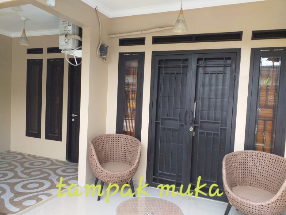 Rumah baru renov jalan utama belakang borma margacinta bandung