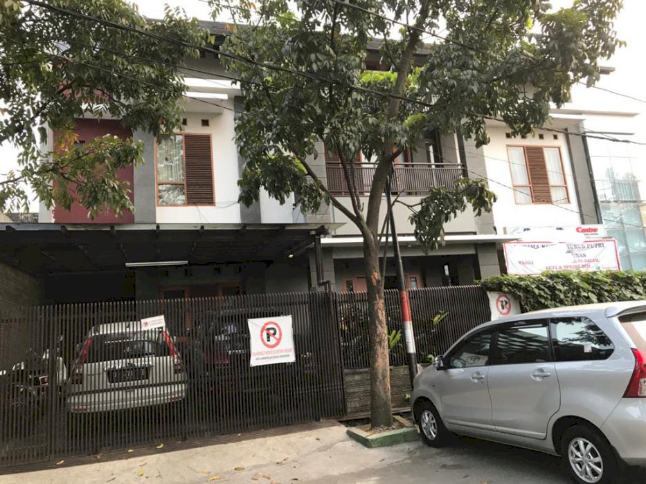Rumah lux minipool second mainroad bkr soekarno hatta bandung