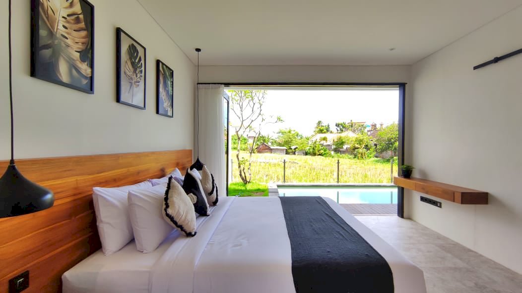 RICEFIELD VIEW BRAND NEW VILLA IN PRIME LOCATION CANGGU AREA IDR 4,2 BILLION