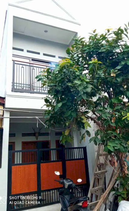 DI JUAL RUMAH BARU 2 LANTAI MASUK MOBIL 2 LETAK STRATEGIS