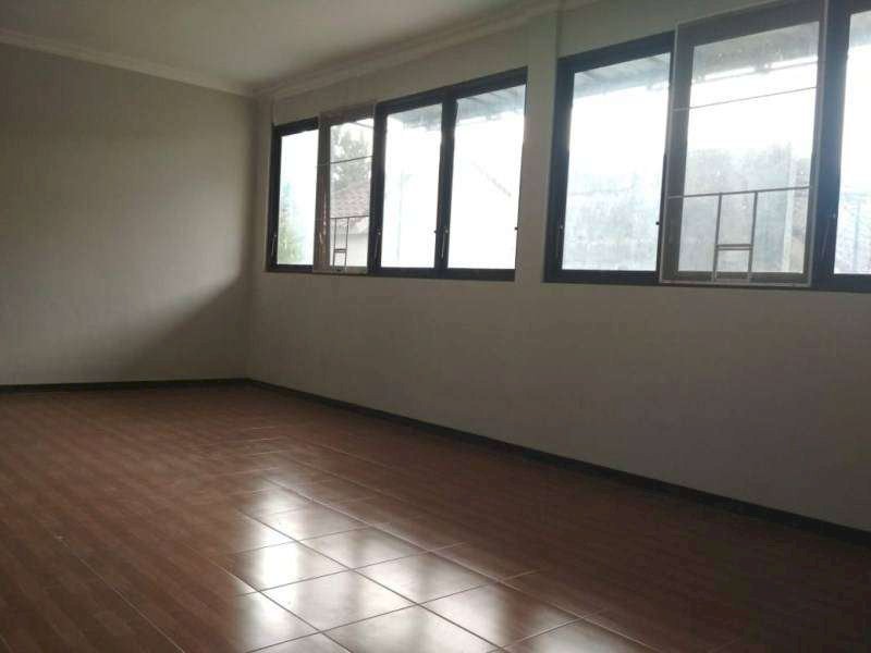 Rumah Disewakan di Villa Puncak Tidar Malang GMK00170