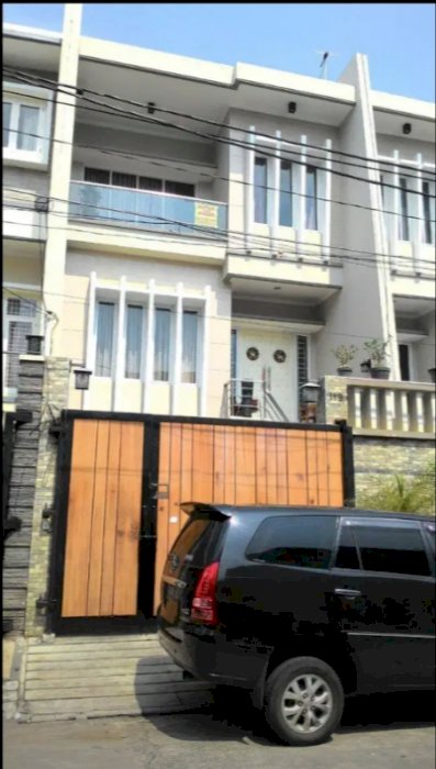 Rumah Dijual di Pluit Murni