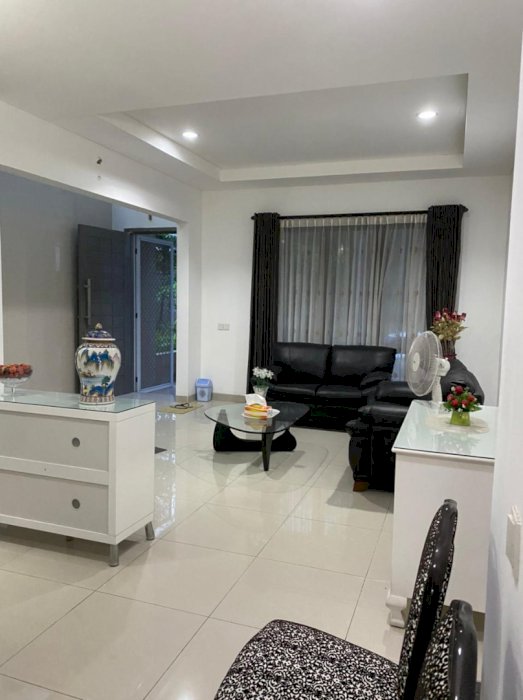 Greenwich Park BSD rumah mewah