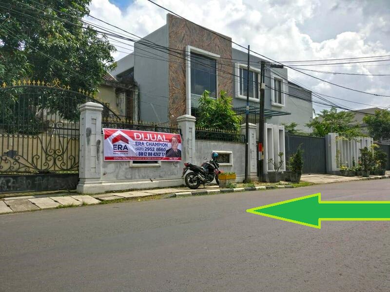Harga Kaget ! Rumah Menteng hanya 42jt/m2