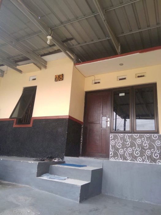 Dijual rumah di home ketileng