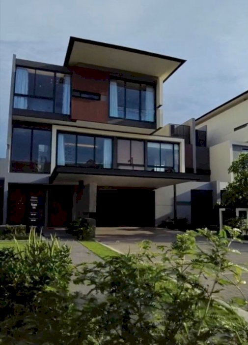 Lyndon Navapark BSD City