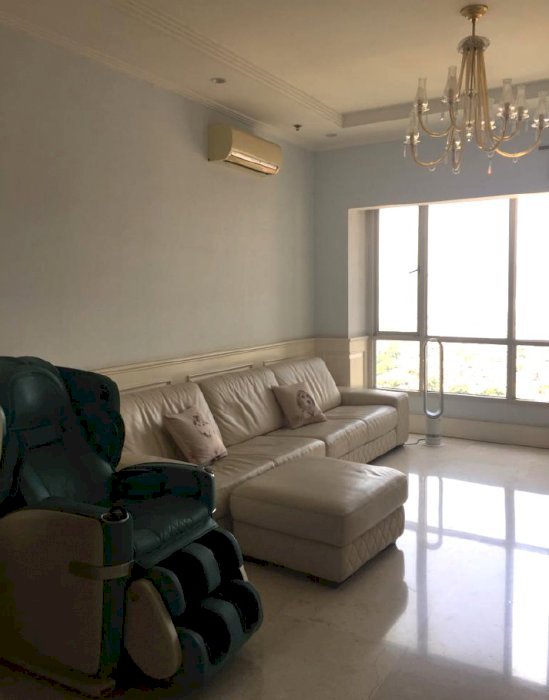 Jual Apartemen Somerset Berlian 3+1 BR Nice Furnished