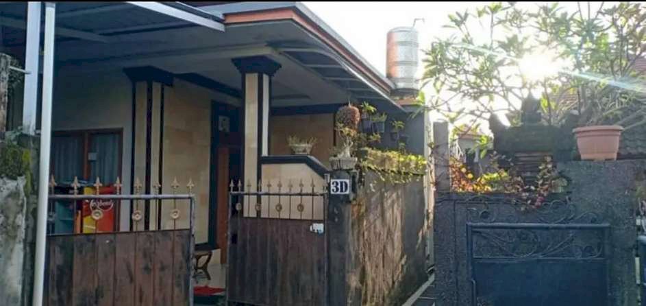 Rumah lantai 1 di jln tukad citarum