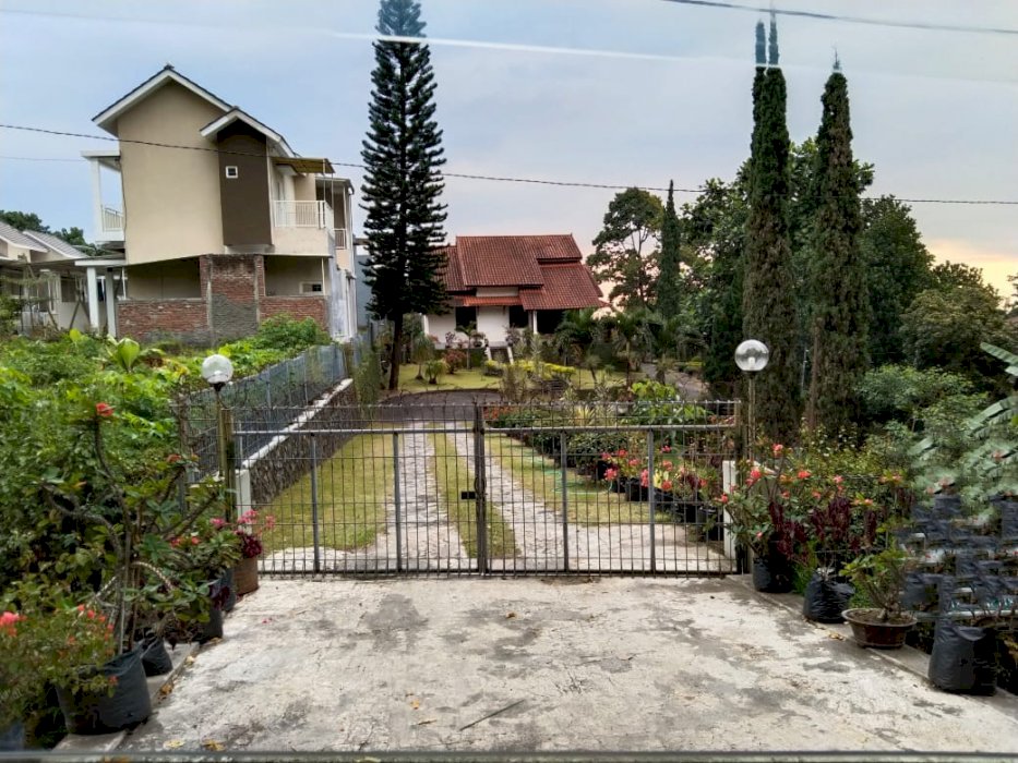 Dijual Cepat Vila  Jln Raya Pacet