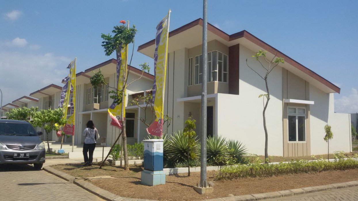 Rumah minimalis di Kawasan Summarecon Mutiara