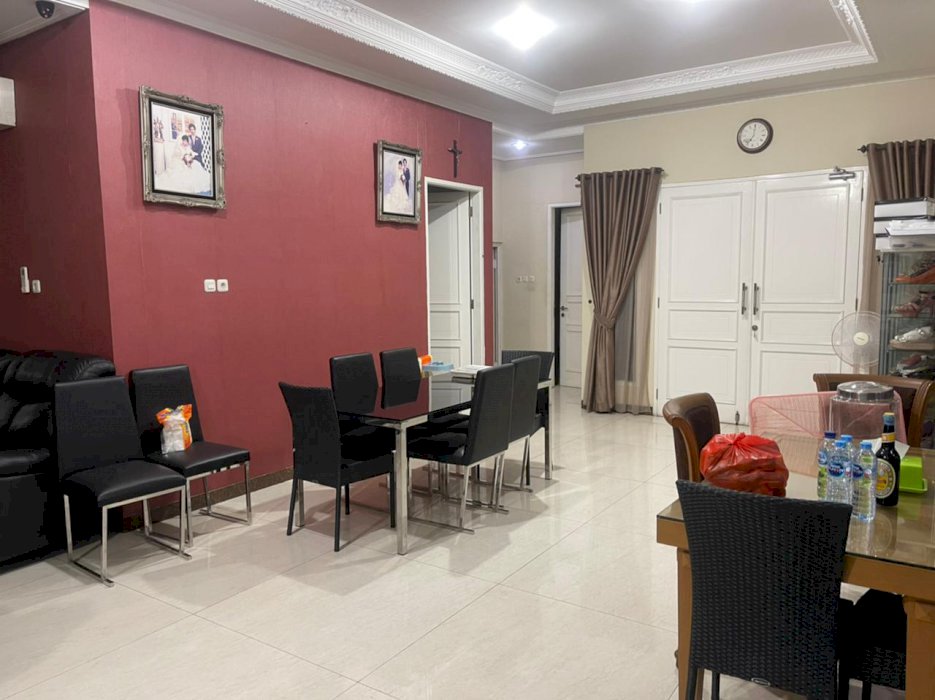 Rumah Siap Huni ,Mewah ,Lokasi Strategis @ Jakarta Pusat,Harga Nego