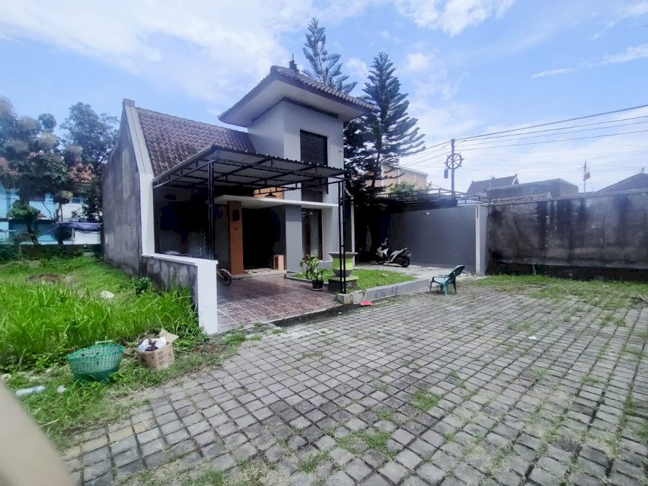 Dijual rumah cantik lokasi strtegis