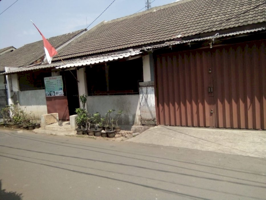 Rumah 1 Lantai Bonus 4 Pintu Kontrakan di Jl Citarum Serua Permai Ciputat