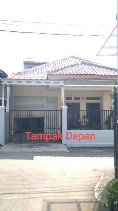 DI JUAL RUMAH MURAH DI CAKUNG JAKARTA TIMUR AKSES MOBIL BEBAS BANJIR