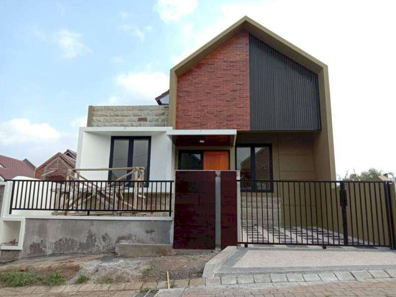 Rumah Dijual di Austin Ville Dieng Malang GMK00224