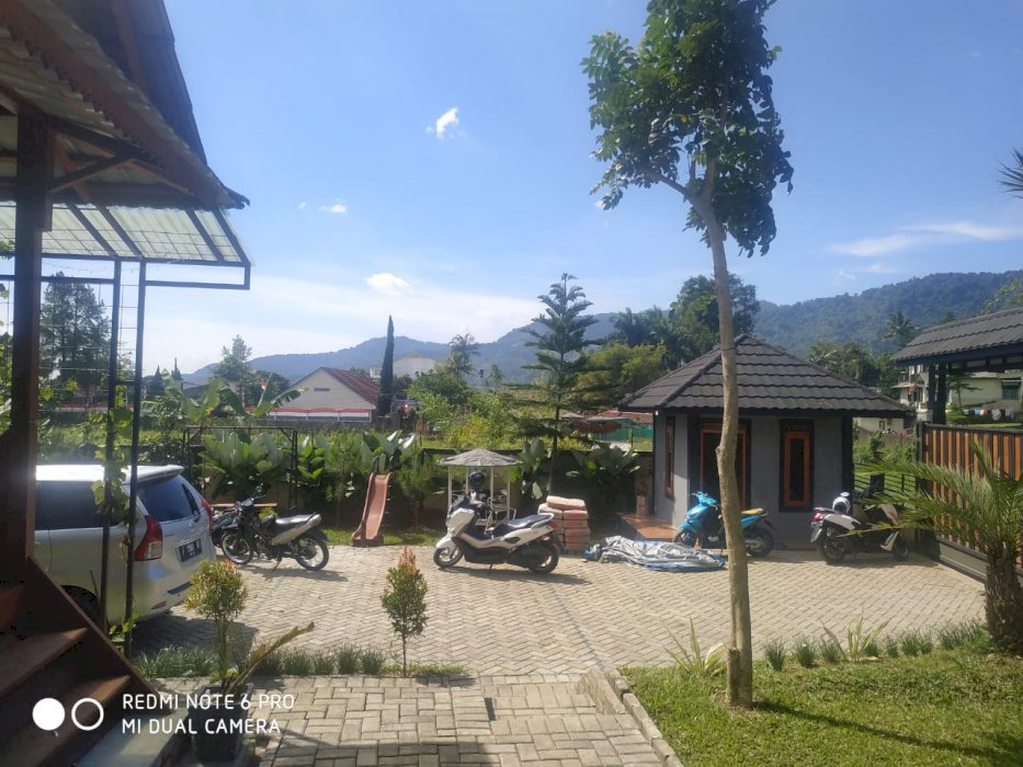 Villa Kayu Cipari Cisarua Puncak Bogor
