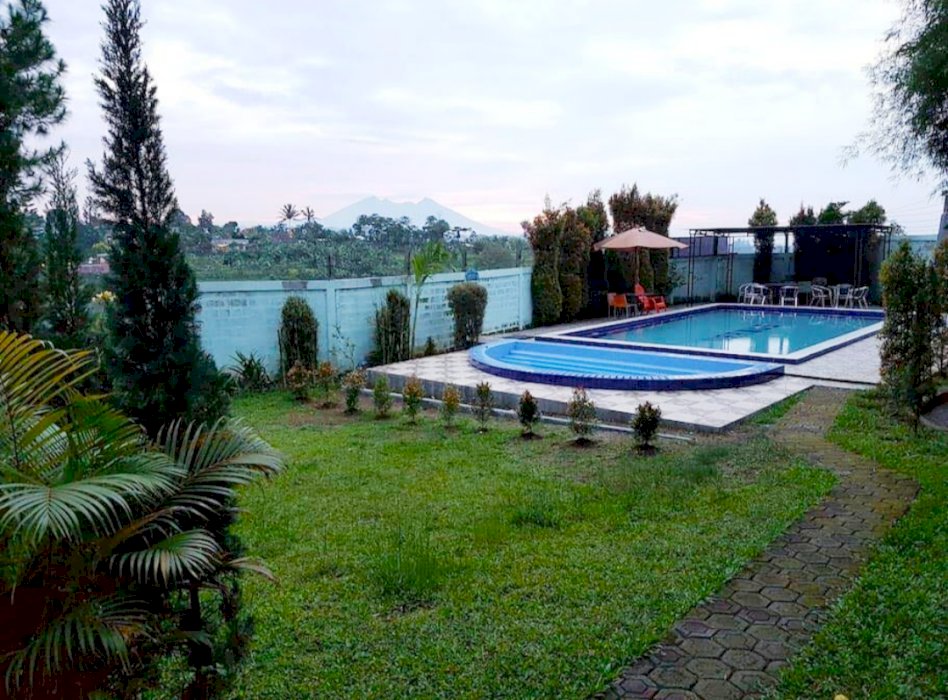 Villa Batukasur  Cisarua Puncak View Sawah dan Pegunungan