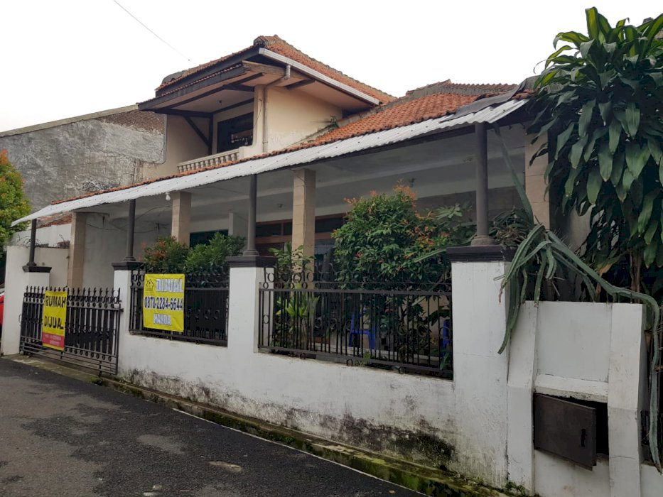Dijual Cepat Rumah di Jl.Sekelimus VI no 21 Kota Bandung