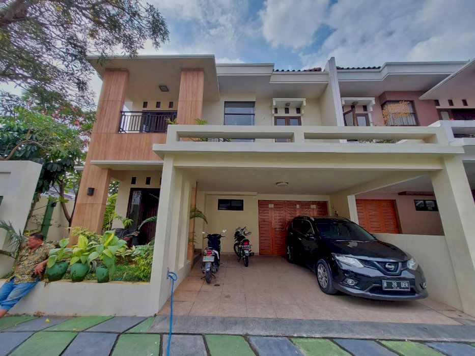Dijual Rumah Townhouse di Jln Terogong Cilandak Barat Jakarta Selatan