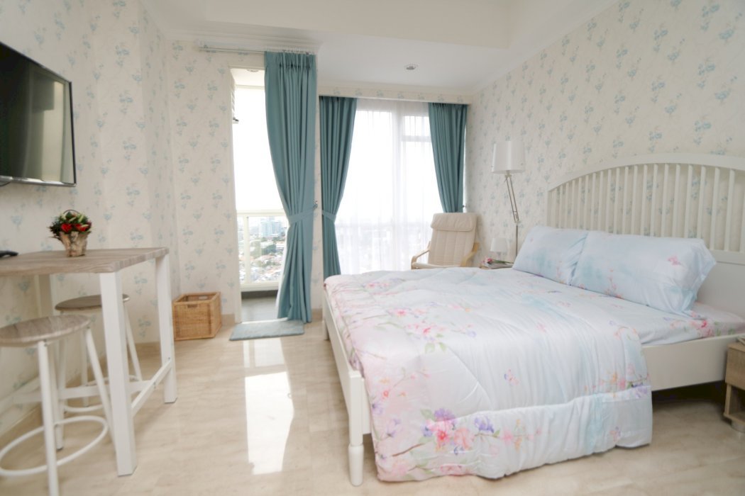 Cozy & Beautiful Menteng Park Studio - Include service charge & parking