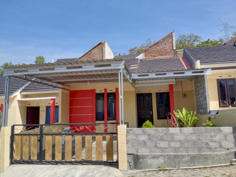 RUMAH DIJUAL, KPR MAUPUN CASH, READY SIAP HUNI