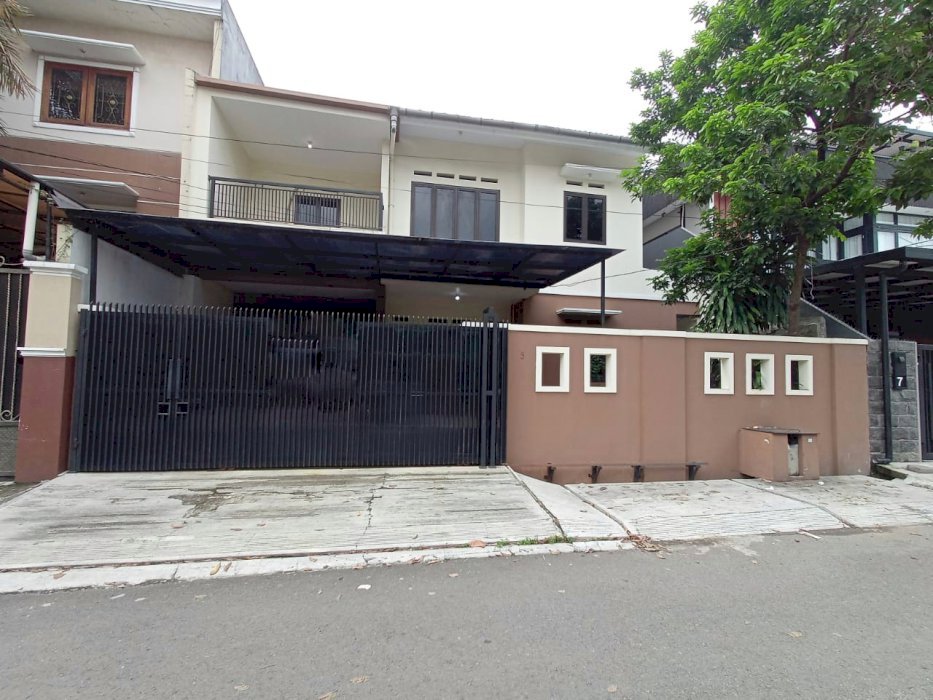 Rumah Siap Huni Bisa Untuk Usaha dan Kantor di Tebet