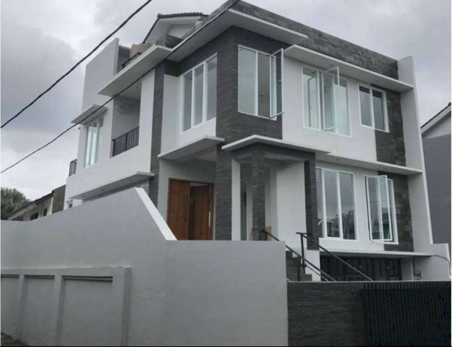 Rumah Eksklusif 2 Lantai Dekat Permata Hijau, Jakarta Selatan