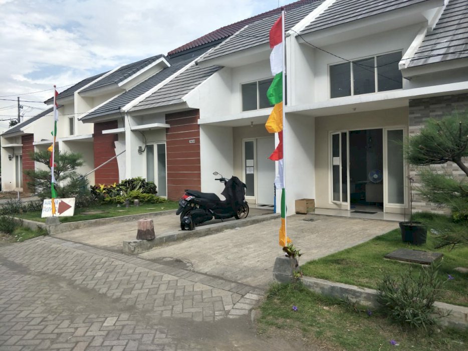  Rumah Taman Pondok Legi Lokasi Strategiis  Ready  Stok 535 Juta