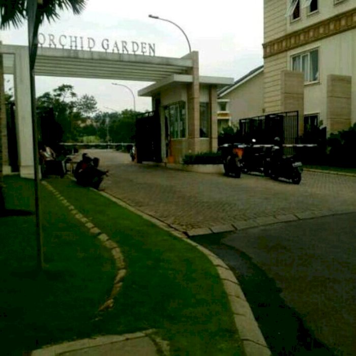 Rumah Cantik dan Hook di Orchid Garden