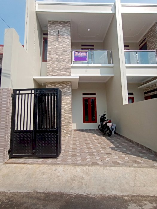 Rumah Manis Lokasi Strategis Dekat Tol TB Simatupang