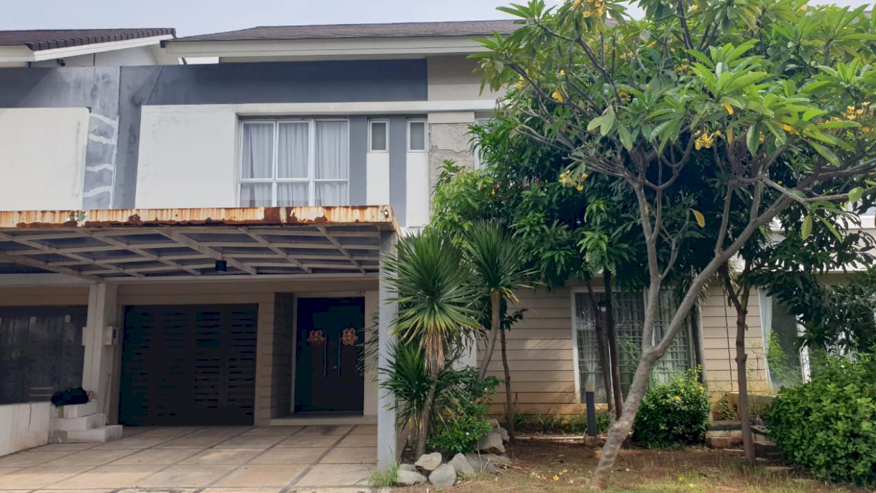 Dijual Rumah 5 Kamar, Palmspring JGC  Cakung Jakarta Timure