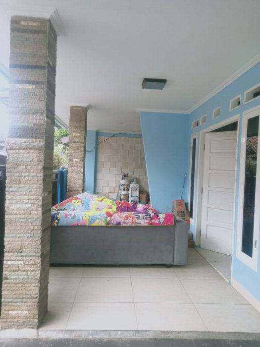 Rumah di komplek puri kartika lama ciledug