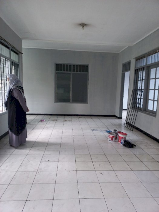 Rumah baru renov jalan utama komplek dekat soekarno hatta