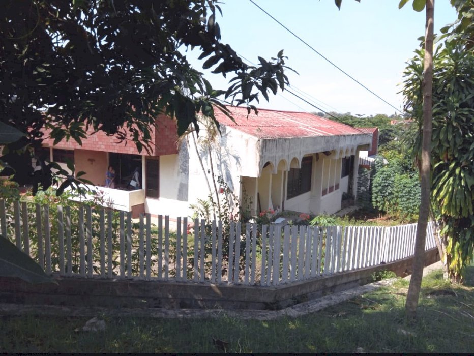 DIJUAL RUMAH STRATEGIS DI BUKIT SARI SEMARANG