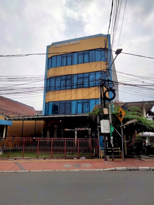Gedung Mini 4 Lantai Siap Pakai di Salemba Jakarta Pusat