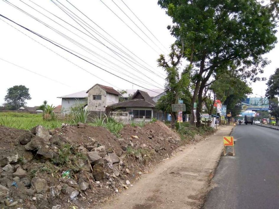 Tanah Luas & Lokasi Strategis di Jalan Raya Mondoroko Kabupaten Malang
